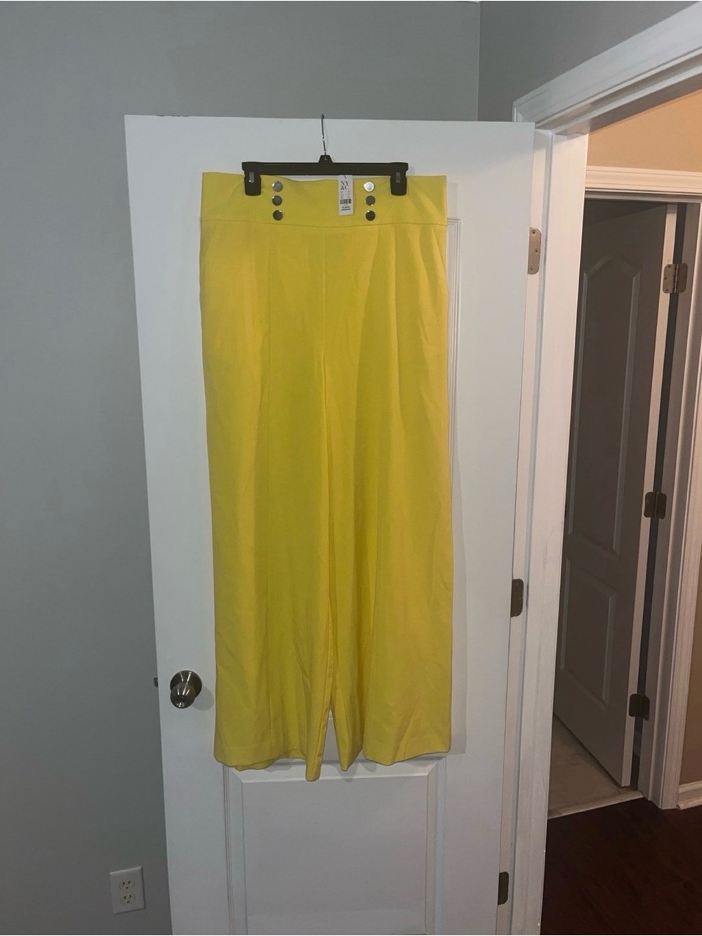 New York & Company yellow wide-leg pants! NWT!